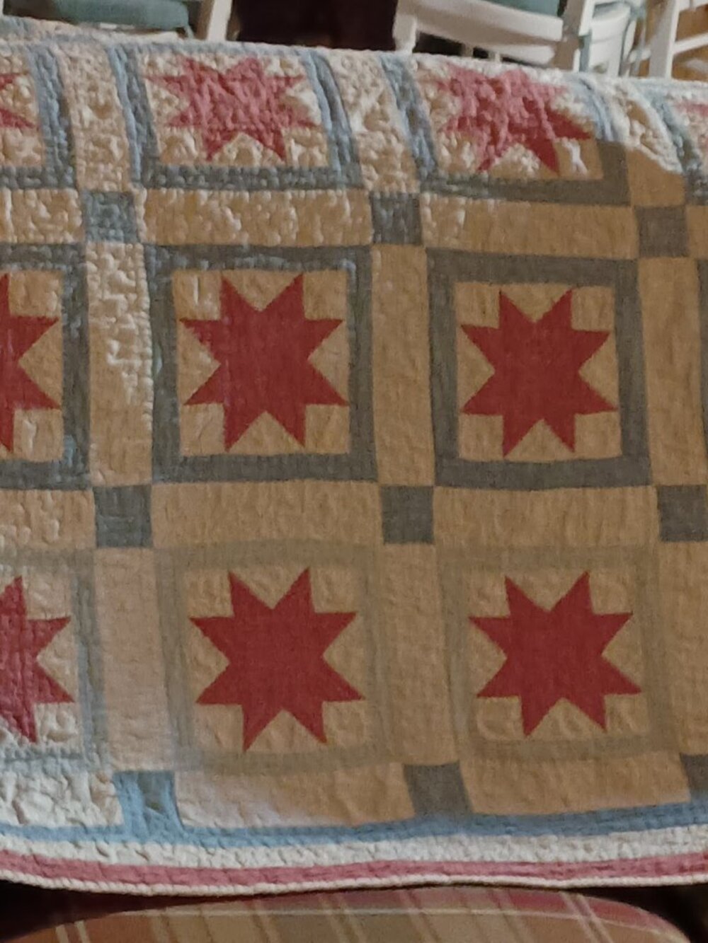 Handmade vintage quilt 68" x 80" - Picture 2 of 5